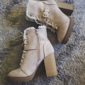 Faux fur boots
